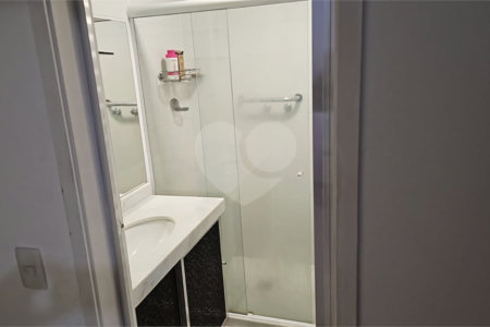 Apartamento à venda ou para alugar com 2 quartos em Rio Comprido, Rio de Janeiro, RJ