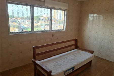 Sobrado à venda com 2 quartos, sendo 1 suíte, em Jardim Ivana, São Paulo, SP