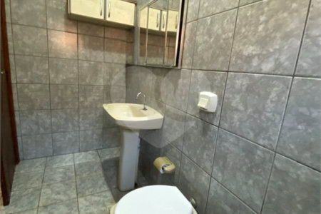 Casa à venda com 3 quartos, sendo 2 suítes, no Centro, Três Lagoas, MS