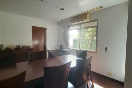 Casa para alugar com 3 quartos, sendo 1 suíte,  em Vila Sônia, São Paulo, SP