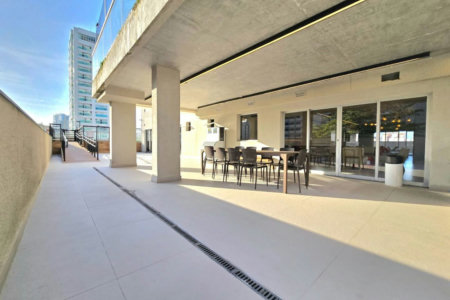 Apartamento com 2 dormitórios à venda, 74 m² por R$ 1.010.000,00 - Embaré - Santos/SP