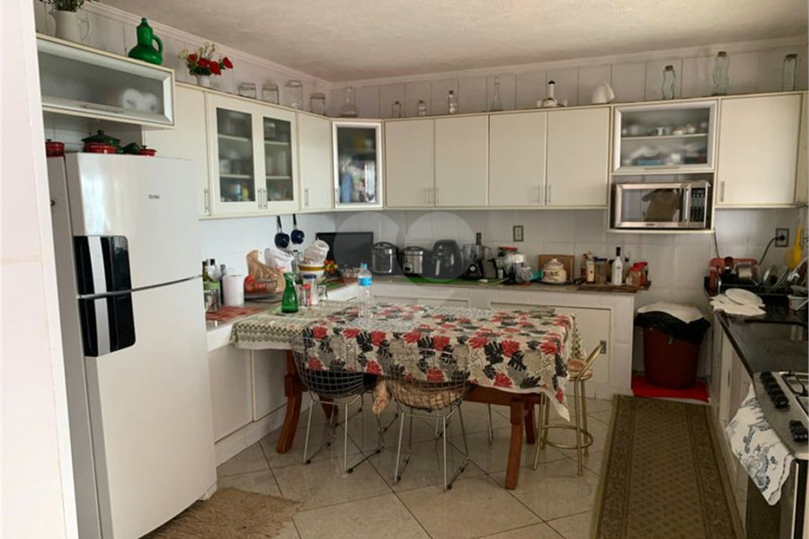 Casa Térrea à venda com 3 quartos, sendo 1 suíte,  em Horto, São Paulo, SP