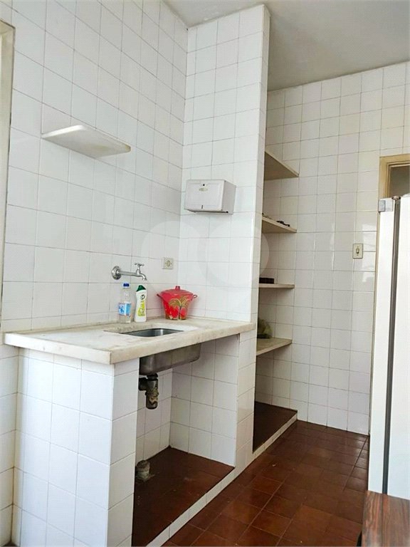 Apartamento para venda e locação no bairro da Bela Vista, em São Paulo.