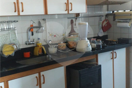 Duplex à venda com 3 quartos, sendo 2 suítes,  em Jardim das Indústrias, São José dos Campos, SP