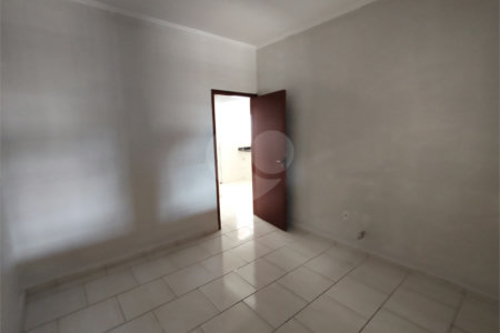 Casa à venda com 2 quartos em Cambuí, Itapetininga, SP