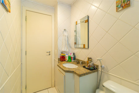 Apartamento à venda ou para alugar com 2 suítes em Vila Cruzeiro, São Paulo, SP