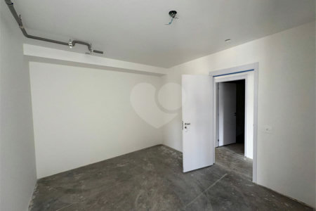 Apartamento à venda com 3 suítes em Alto da Lapa, São Paulo, SP