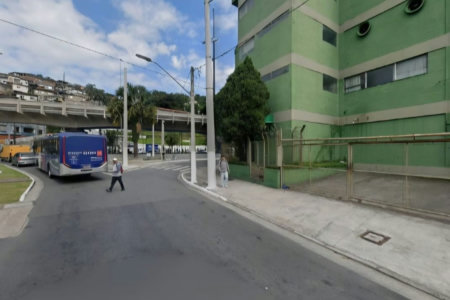 Galpão à venda, 3285 m² por R$ 5.500.000,00 - Valongo - Santos/SP