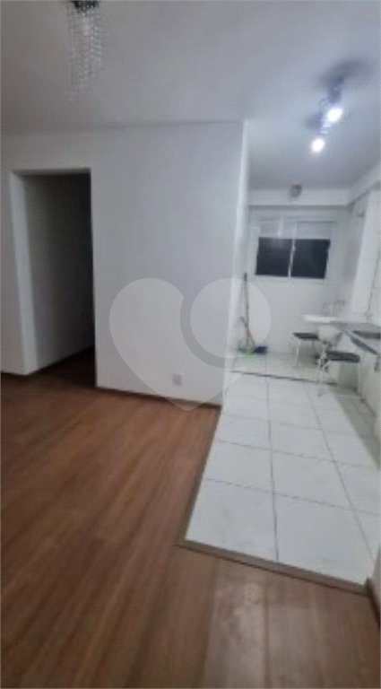 Apartamento à venda com 2 quartos em Vila Zat, São Paulo, SP
