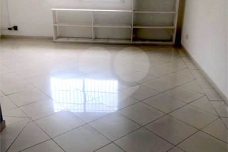 Sobrado à venda com 4 quartos, sendo 1 suíte, em Brooklin Velho, São Paulo, SP