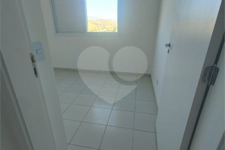 Apartamento para alugar com 3 quartos, sendo 1 suíte,  em Jardim das Palmeiras, Atibaia, SP