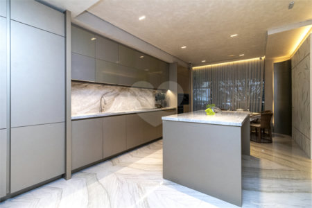 Apartamento à venda com 4 suítes em Jardim Guedala, São Paulo, SP