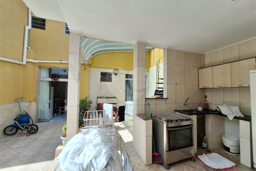 Sobrado à venda com 4 quartos, sendo 3 suítes, em Lauzane Paulista, São Paulo, SP