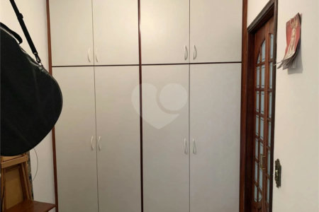 Sobrado à venda com 2 quartos, sendo 1 suíte, em Cupecê, São Paulo, SP