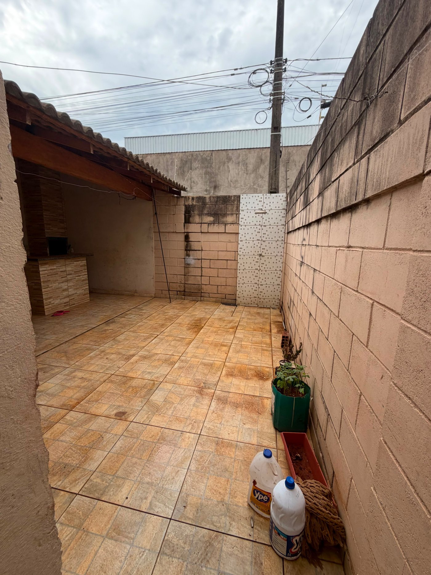 Casa para alugar com 2 quartos em São Carlos, Três Lagoas, MS