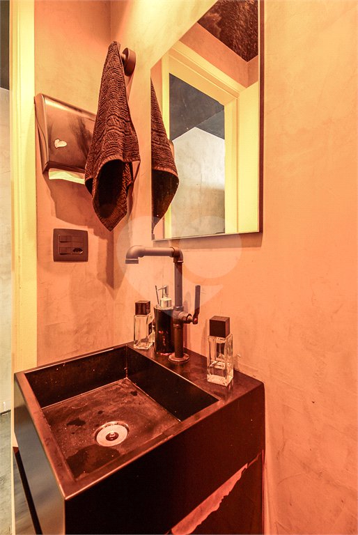 Sala à venda em Água Branca, São Paulo, SP