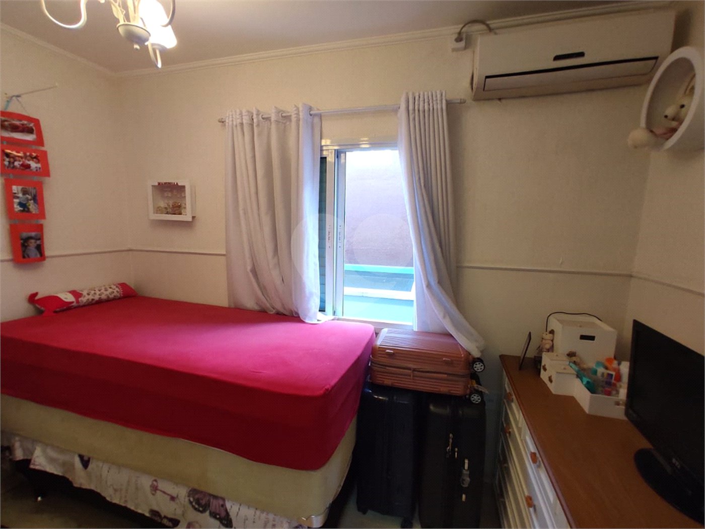 Sobrado à venda com 3 quartos, sendo 1 suíte, em Vila Ema, São Paulo, SP