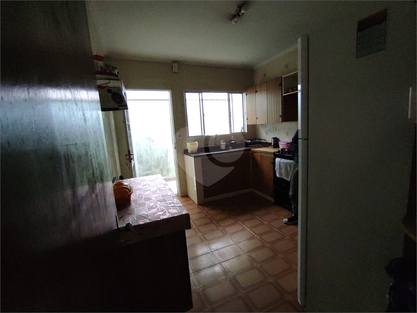 Casa à venda com 3 quartos, sendo 1 suíte, no Centro, Poá, SP