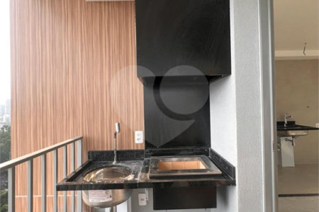 Apartamento à venda com 3 quartos, sendo 1 suíte, em Pinheiros, São Paulo, SP