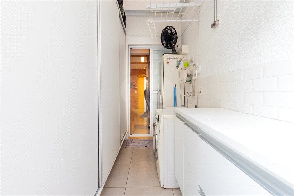 Apartamento à venda com 2 quartos, sendo 1 suíte,  em Vila Andrade, São Paulo, SP