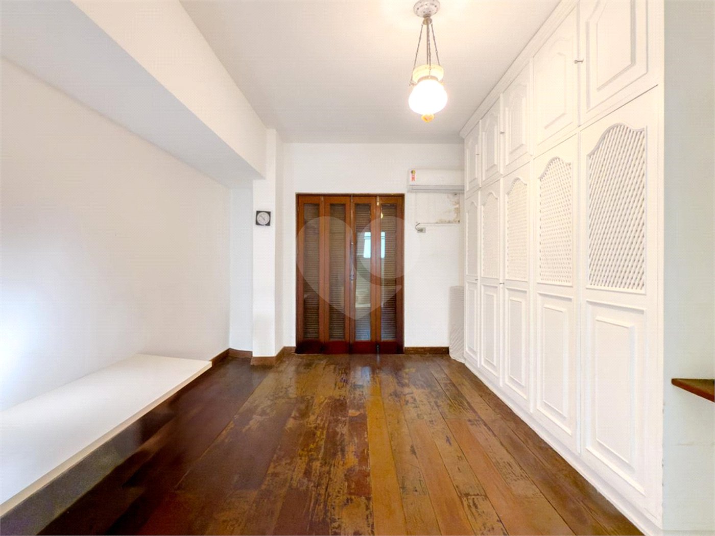 Apartamento à venda com 3 quartos, sendo 1 suíte,  em Lagoa, Rio de Janeiro, RJ