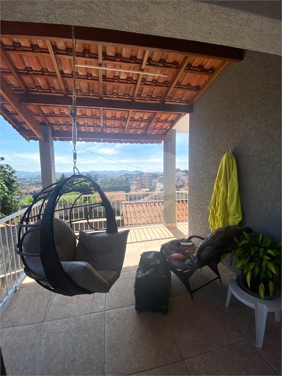 Casa à venda com 2 quartos, sendo 1 suíte, em Jardim Alvinópolis, Atibaia, SP