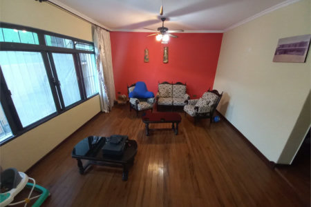 Casa à venda com 4 quartos, sendo 2 suítes, em Parque Esmeralda, São Paulo, SP