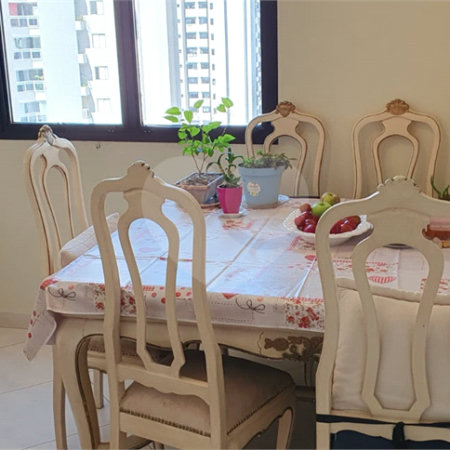 Apartamento à venda com 4 quartos, sendo 2 suítes, em Vila Mariana, São Paulo, SP
