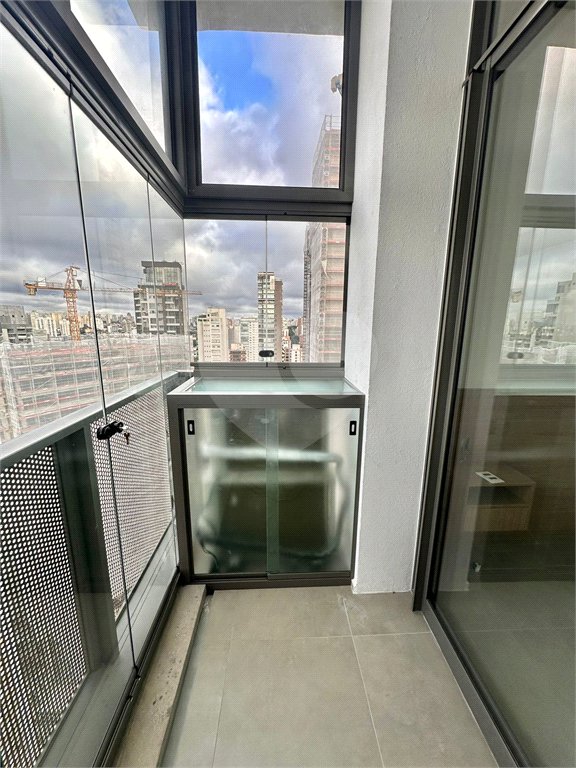 Apartamento à venda com 1 quarto em Moema, São Paulo, SP