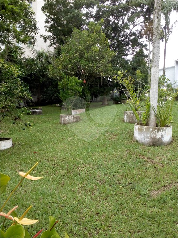 Chácara à venda com 3 quartos, sendo 1 suíte,  em Conjunto Habitacional Brás Cubas, Mogi das Cruzes, SP