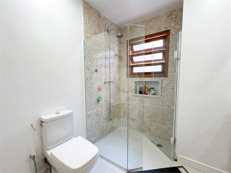 Casa à venda com 3 quartos, sendo 1 suíte, em Brooklin Paulista, São Paulo, SP