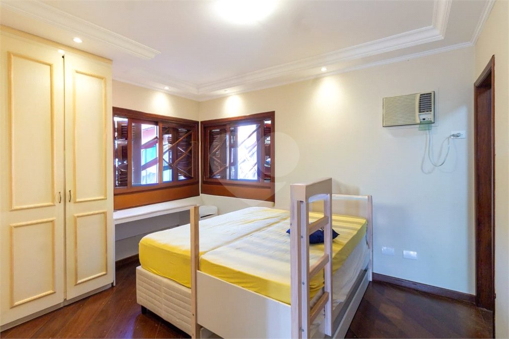 Casa à venda com 3 suítes no condomínio Da Serra, São Paulo - SP