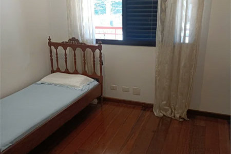 Sobrado à venda com 5 quartos, sendo 4 suítes,  em Rolinópolis, São Paulo, SP