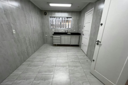 Sobrado com 3 dormitórios à venda, 152 m² por R$ 1.700.000,00 - Embaré - Santos/SP