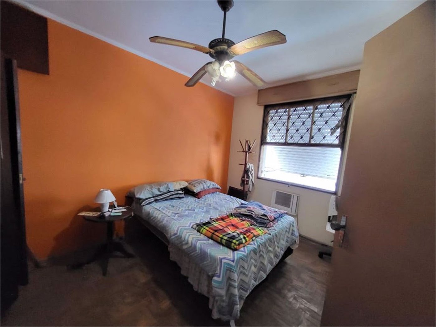 Apartamento com 4 dormitórios à venda, 180 m² por R$ 700.000,00 - Gonzaga - Santos/SP