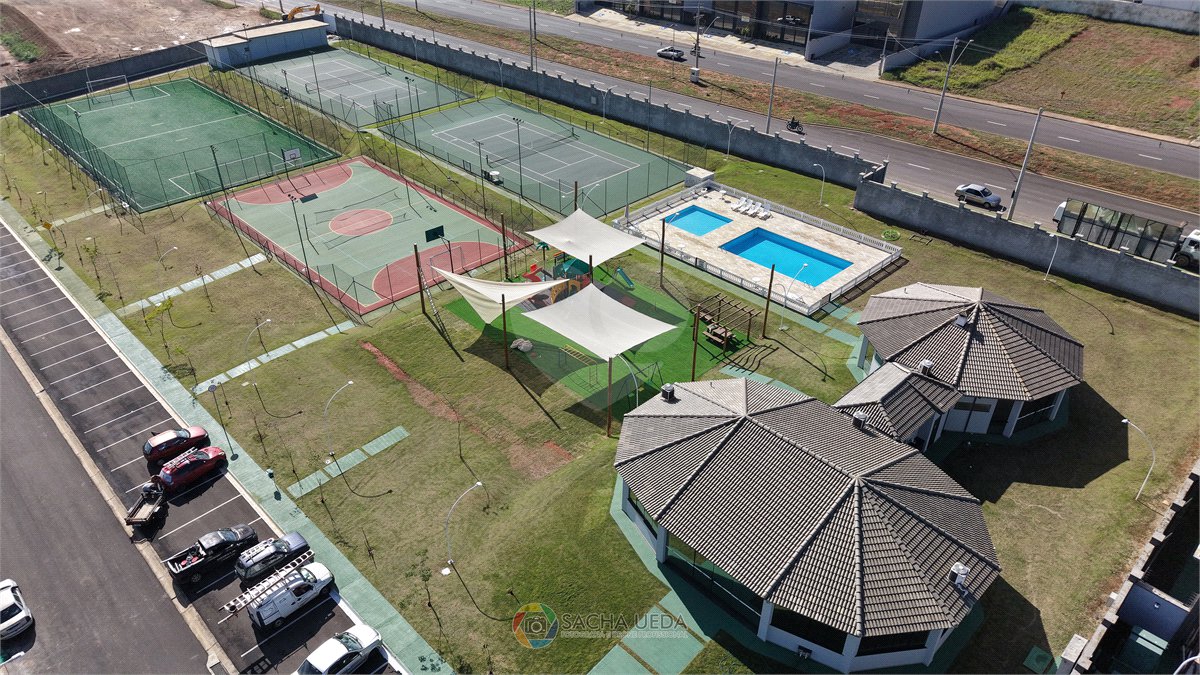 Casa à venda com 4 suítes no condomínio Residencial Dona Maria Candida, Indaiatuba - SP