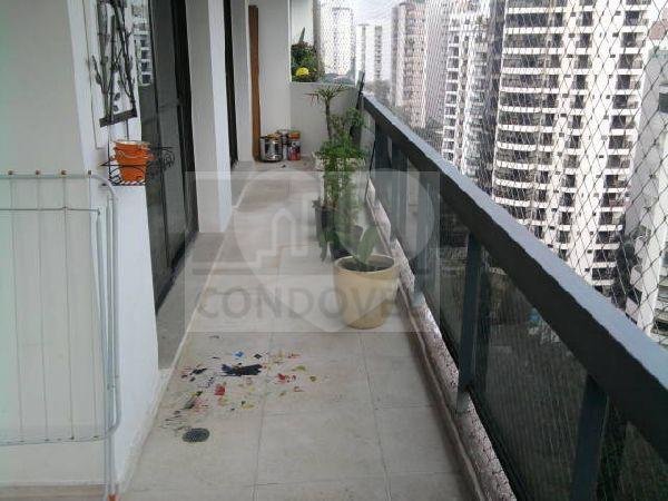 Apartamento à venda com 3 suítes em Campo Belo, São Paulo, SP