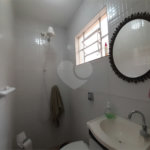 Vende-se: Sobrado de Vila, 2 quartos, Edícula com 1 Suíte, 1 Vaga, Santana!