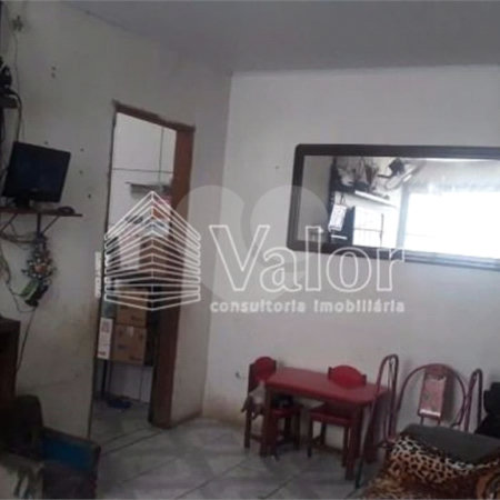 Casa térrea à venda com salão comercial