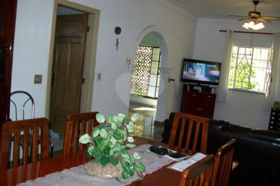 Casa à venda com 3 quartos, sendo 2 suítes, em Santana, São Paulo, SP