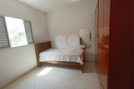 Casa à venda com 2 quartos, sendo 1 suíte, em Reneville, Mairinque, SP