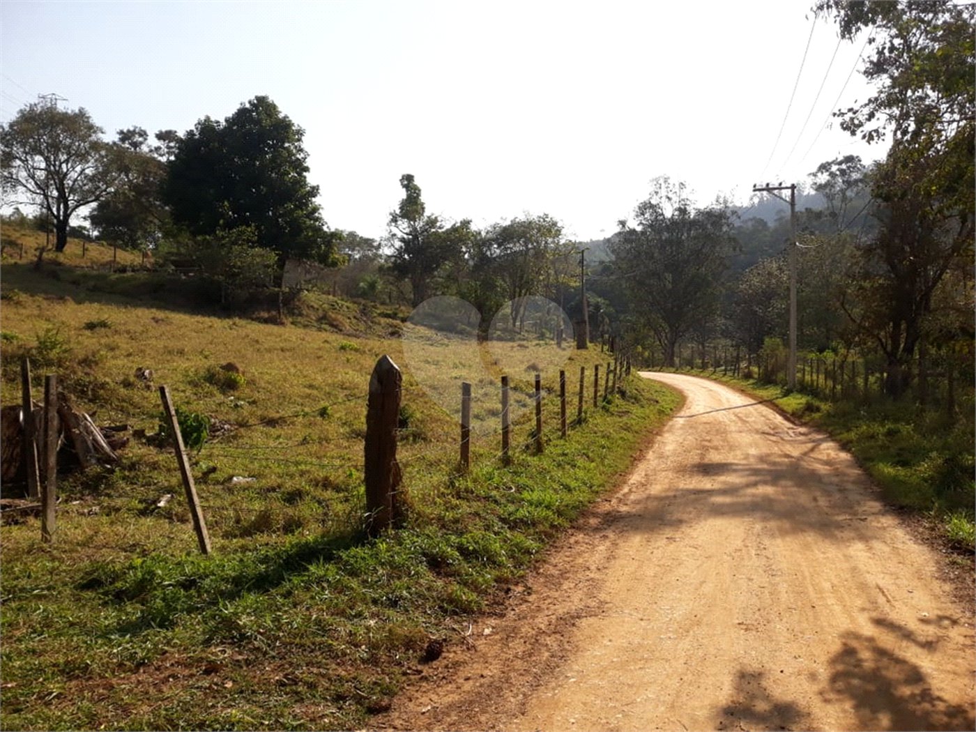 Sítio à venda com 3 quartos em Bairro do Cambará, São Roque, SP