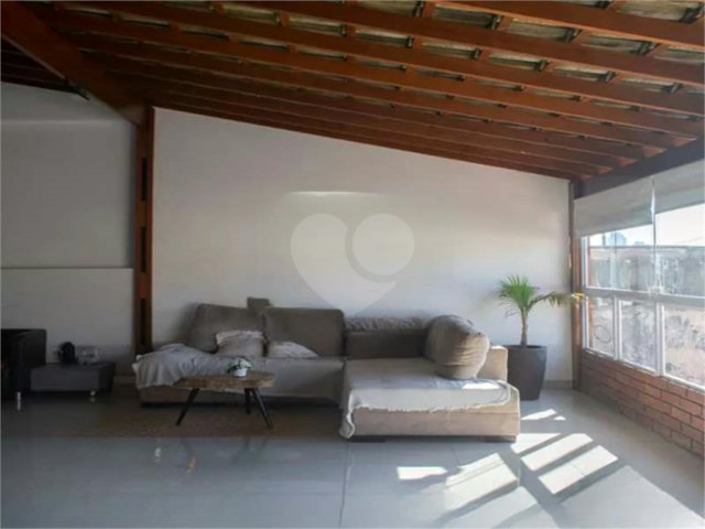 Sobrado à venda com 3 quartos, sendo 1 suíte,  em Vila Nova Cachoeirinha, São Paulo, SP