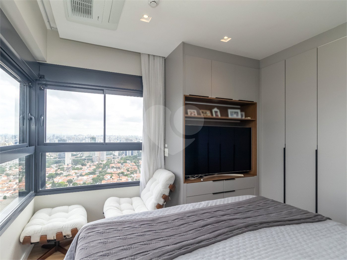 Apartamento à venda com 2 suítes em Brooklin, São Paulo, SP