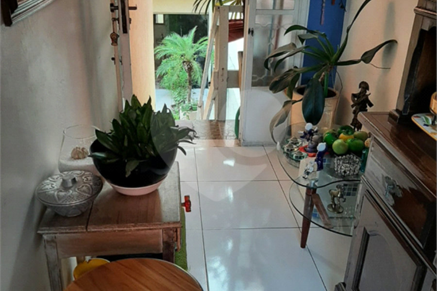 Casa à venda com 5 quartos, sendo 2 suítes, em Parque Edu Chaves, São Paulo, SP