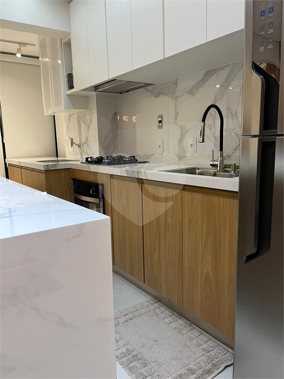 Apartamento à venda com 3 quartos, sendo 1 suíte, em Indianópolis, São Paulo, SP