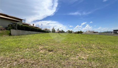 Terreno à venda no condomínio Residencial Saint Charbel, Araçoiaba da Serra - SP