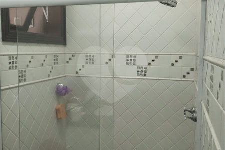 Casa à venda com 5 quartos, sendo 4 suítes, no condomínio Santa Teresa, Jundiaí - SP