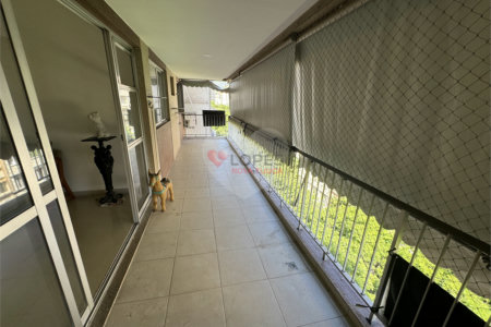 Apartamento à venda com 4 quartos, sendo 1 suíte, em Tijuca, Rio de Janeiro, RJ