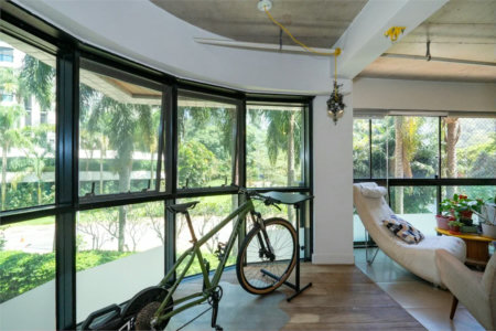 Apartamento à venda com 3 quartos, sendo 1 suíte, em Jardim Morumbi, São Paulo, SP